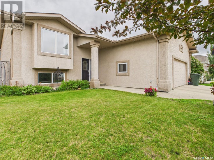 615 Casey ROAD - Prince Albert House for Sale, 5 Bedrooms (SK013218)