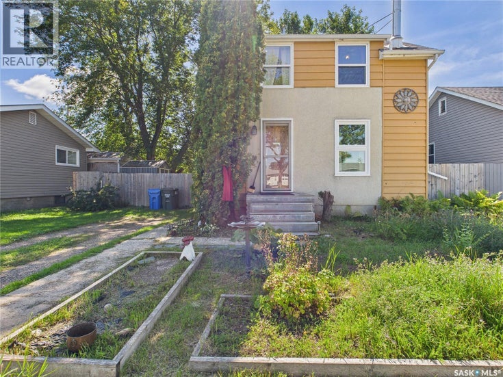 1951 15TH STREET W - Prince Albert House for Sale, 3 Bedrooms (SK021143)