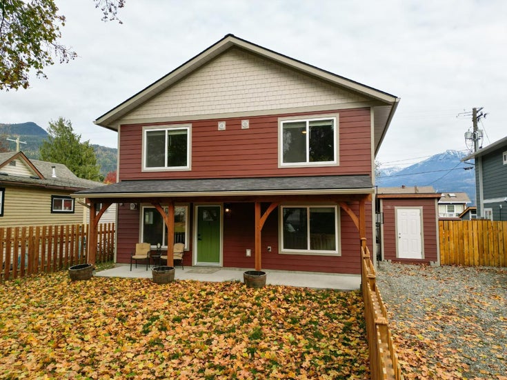 1 - 222 A AVENUE - Kaslo Duplex, 2 Bedrooms (2473936)