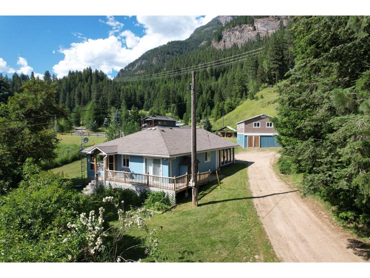 3064 UPPER SLOCAN PARK ROAD - Slocan Park House for Sale, 3 Bedrooms (2477114)