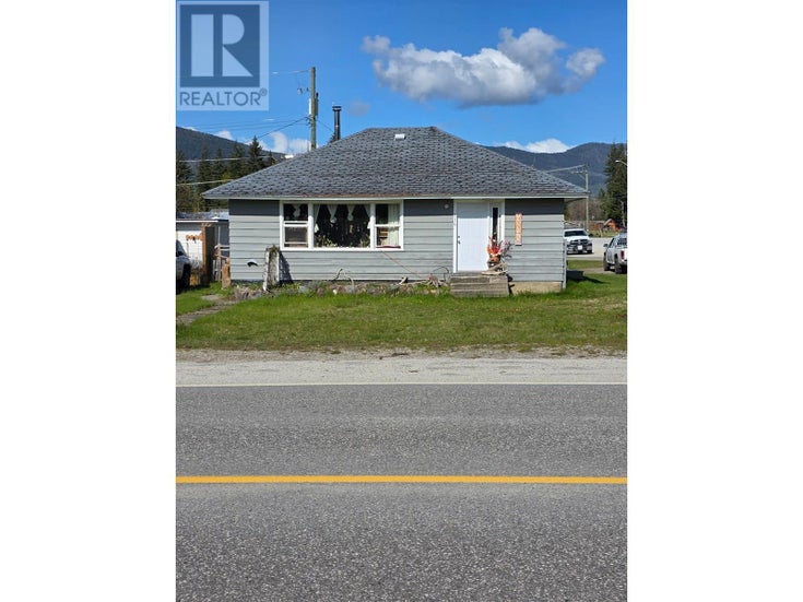 316 6TH Avenue - Nakusp House for Sale, 3 Bedrooms (10344701)