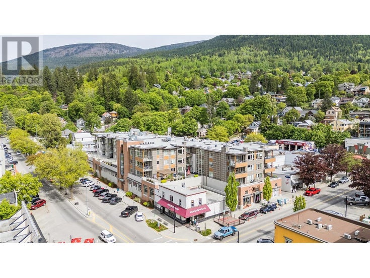 710 Vernon Street Unit# 217 - Nelson Apartment for Sale, 3 Bedrooms (10347089)