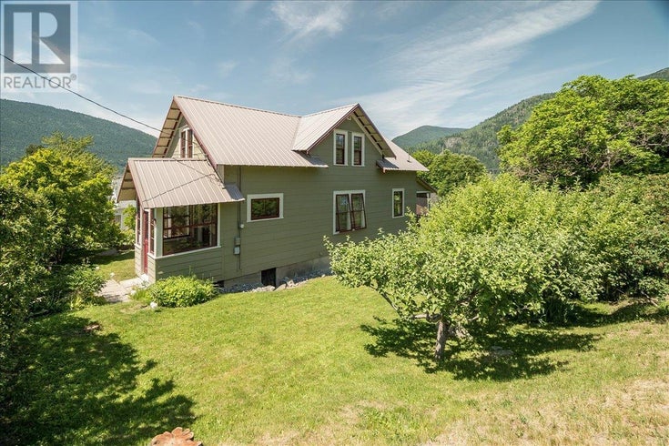 723 Latimer Street - Nelson House for Sale, 4 Bedrooms (10350237)