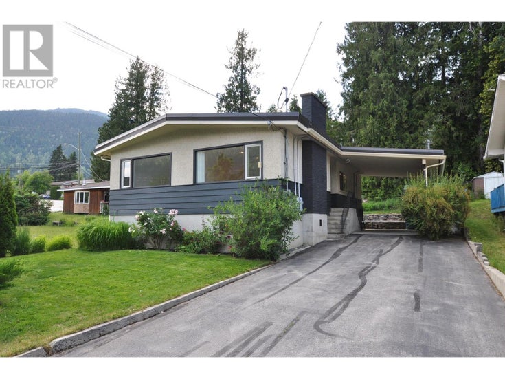 1616 Vancouver Street - Nelson House for Sale, 5 Bedrooms (10354206)