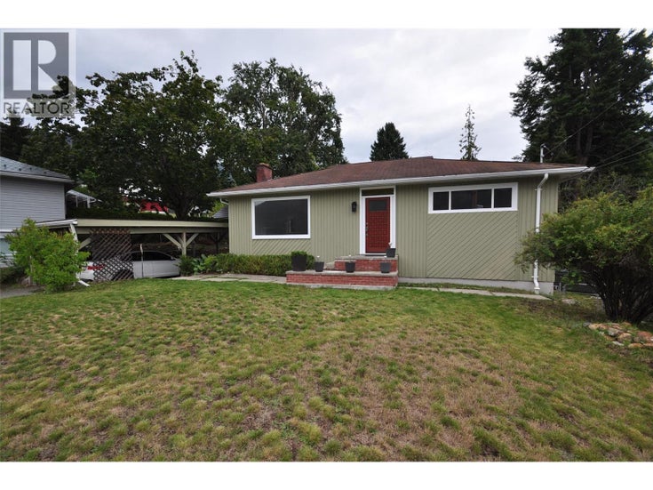601 Lakeview Crescent - Nelson House for Sale, 3 Bedrooms (10360006)