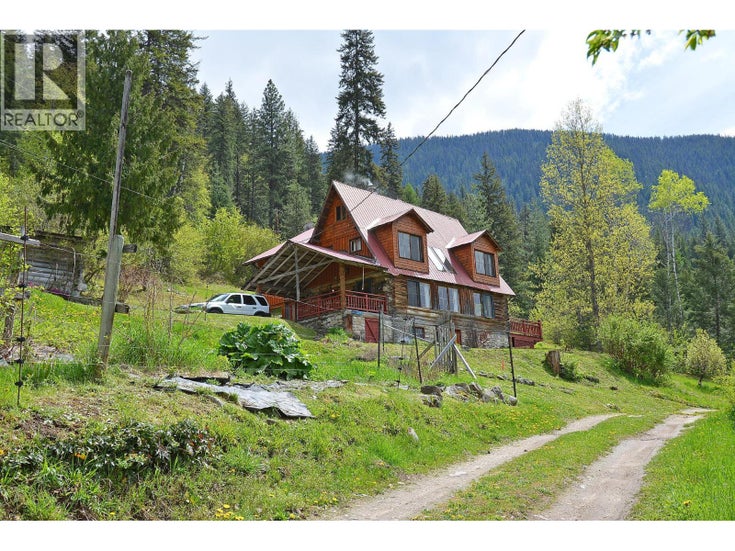 7150/7154 GRAHAM Road - Appledale House for Sale, 4 Bedrooms (10360388)