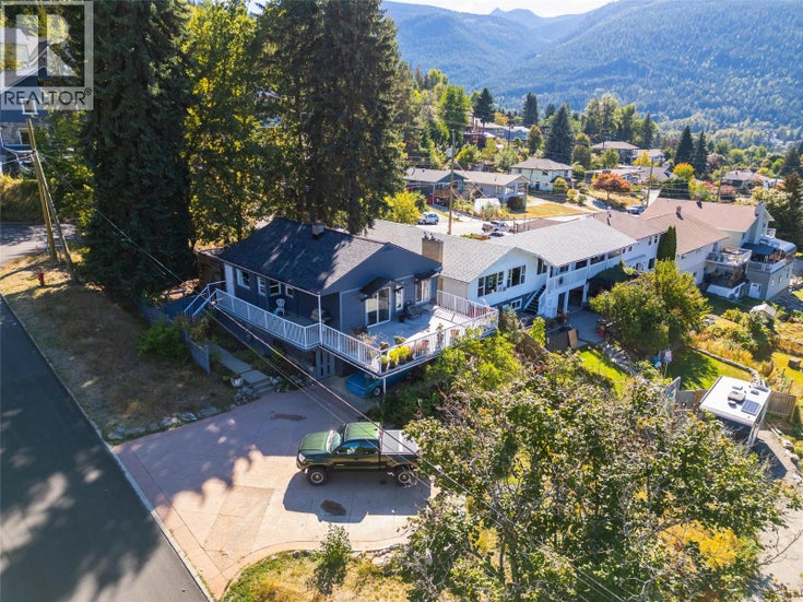 1524 Cedar Street - Nelson House for Sale, 3 Bedrooms (10364433)