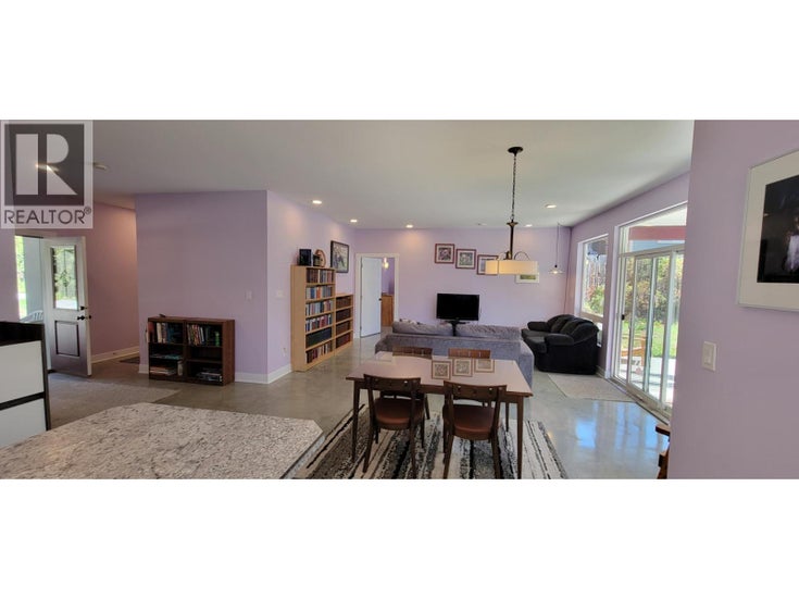 515 9TH Avenue - New Denver Duplex for Sale, 2 Bedrooms (10367661)