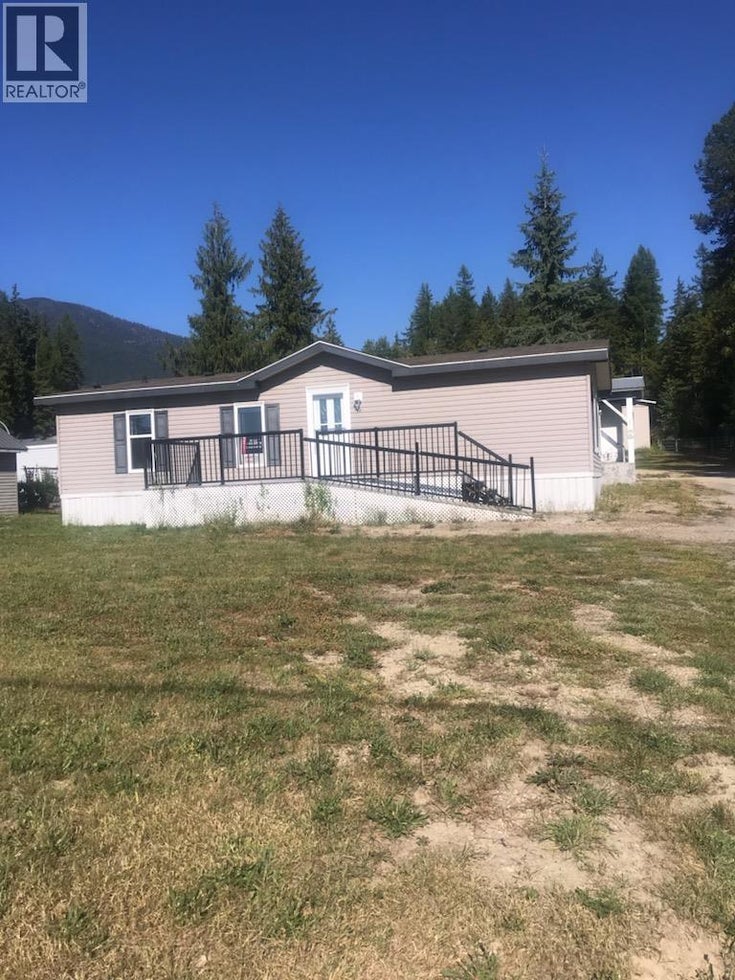 217 ZACKS Road Unit# 19 - Nakusp Manufactured Home for Sale, 2 Bedrooms (10372237)