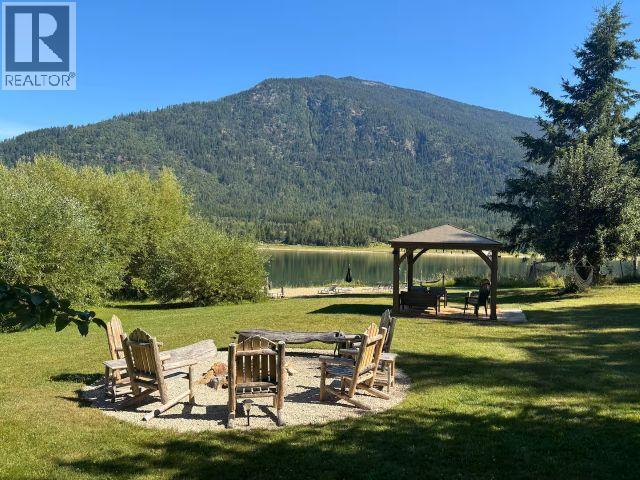 3866 ROCK ISLAND Road Lot# 26 - Nakusp House for Sale, 2 Bedrooms (10372206)