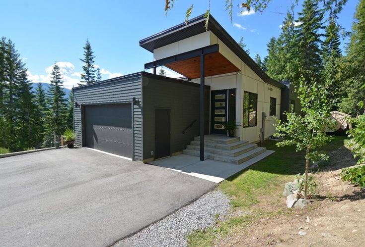 3638 Mountain View Road - Nelson West/South Slocan Single Family, 4 Bedrooms (2459538)