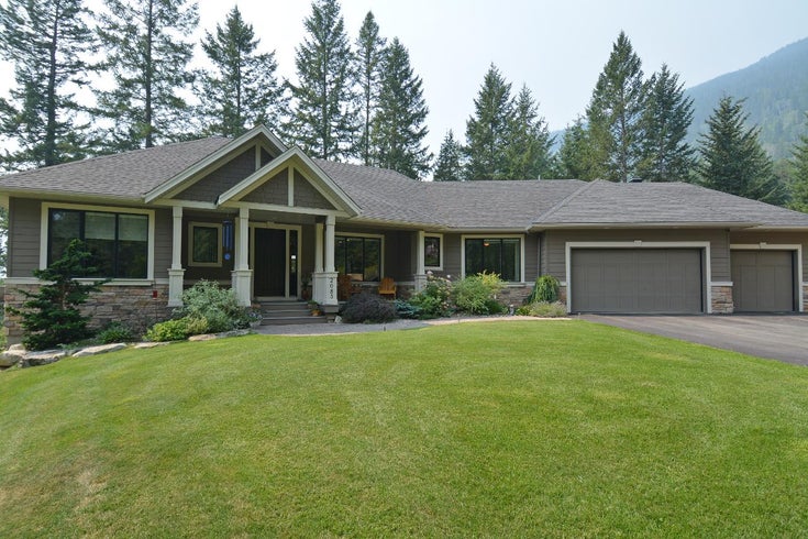 2083 Kettleson Road - North Nelson to Kokanee Creek Single Family, 3 Bedrooms (2460281)