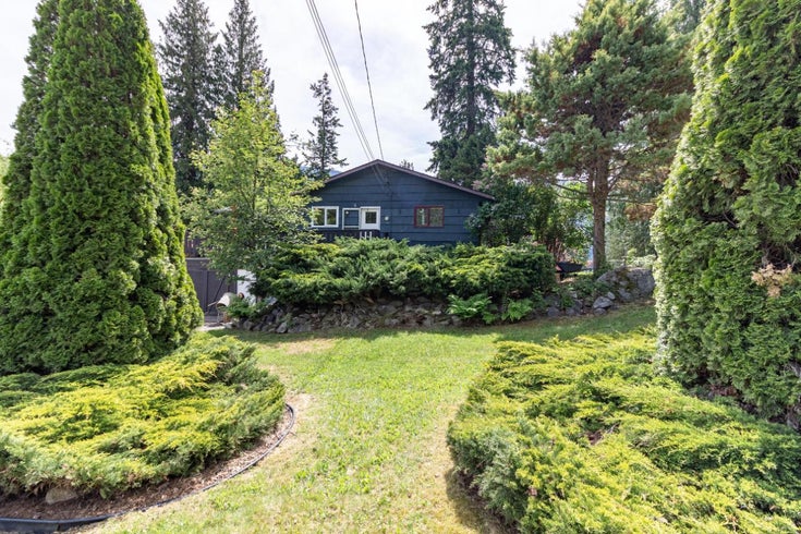 1890 Ridgewood Road - North Nelson to Kokanee Creek Single Family, 4 Bedrooms (2459001)