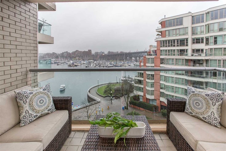 701 1600 Hornby Street - Yaletown Apartment/Condo for sale, 2 Bedrooms (R2431396)