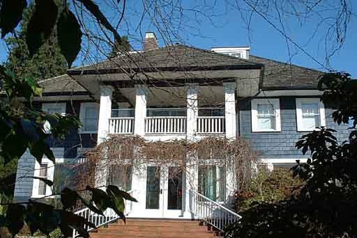 1312 W 57th Avenue - South Granville House/Single Family, 7 Bedrooms (V327737)