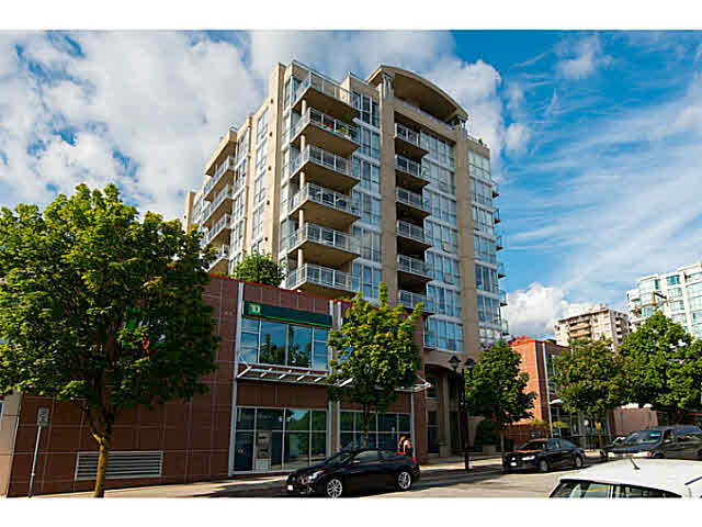 906 108 E 14th Street - Central Lonsdale Apartment/Condo for sale, 2 Bedrooms (V1074172)