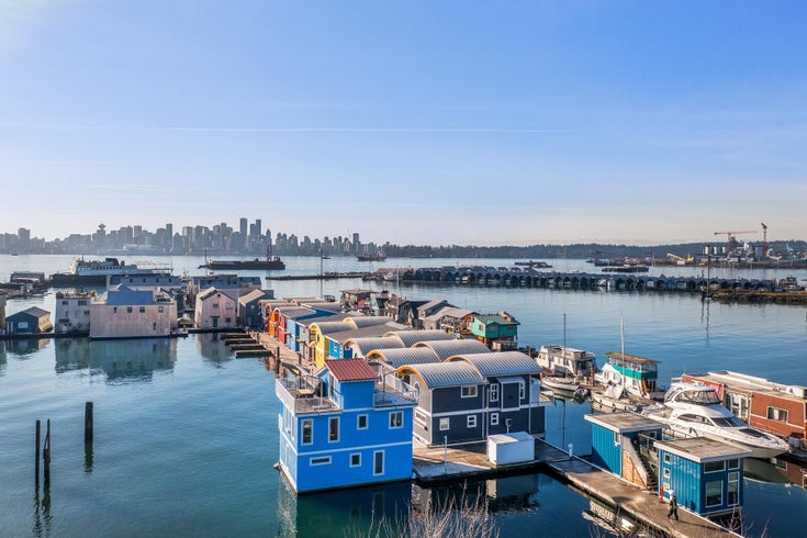 JNW04 - 415 Esplanade W - Lower Lonsdale Single Family Residence for Sale, 2 Bedrooms (R3087799)