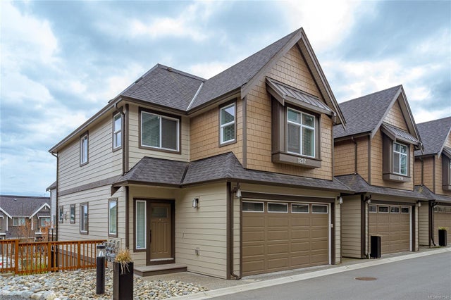 1212 Moonstone Loop - La Bear Mountain Townhouse for Sale, 4 Bedrooms (997545)