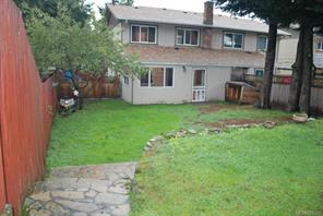  561b Acland Ave - Co Wishart North Half Duplex, 3 Bedrooms (718307)