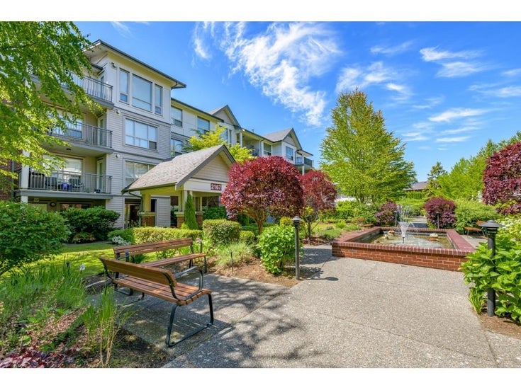 102 2167 152nd Street - Sunnyside Park Surrey Apartment/Condo for sale, 2 Bedrooms (R2595599)