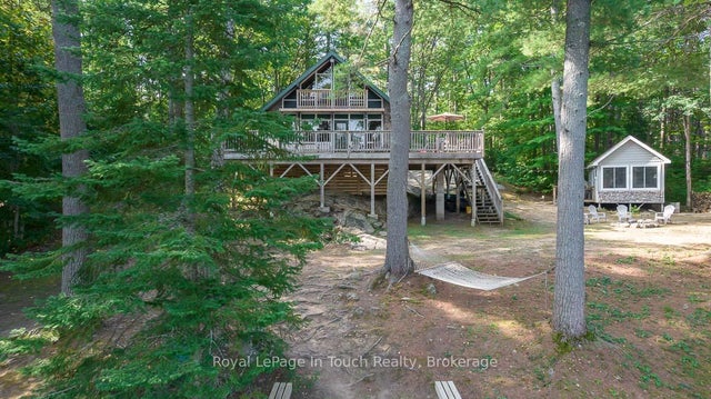 4 Severn River Shore - Wood (Muskoka Lakes) Detached for Sale, 2 Bedrooms (X12023808)