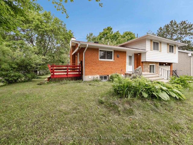 600 David Street - Muskoka (S) Detached for Sale, 3 Bedrooms (X12239979)