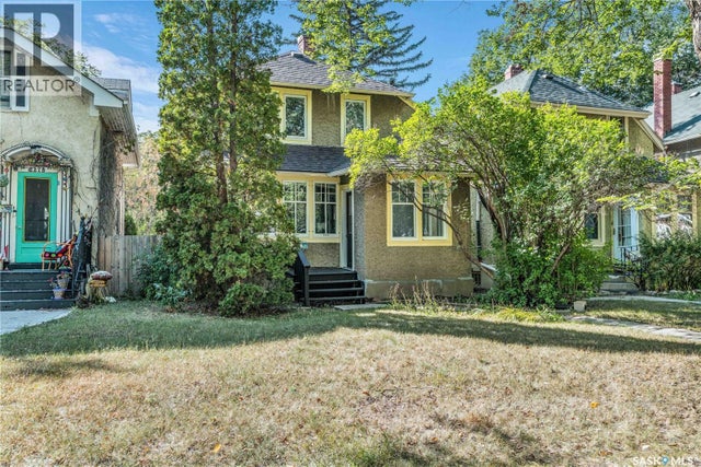 2272 Montague STREET - Regina House for Sale, 3 Bedrooms (SK017430)