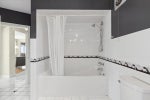 3913 Dundas Street - Vancouver Heights Single Family Residence for Sale, 5 Bedrooms (R2984155) #23