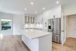 639 Chapman Avenue - Coquitlam West Single Family Residence for Sale, 6 Bedrooms (R3022207) #7