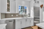 2268 Latimer Avenue - Central Coquitlam Single Family Residence for Sale, 7 Bedrooms (R3123306)# - 12