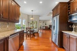 2264 Sorrento Drive - Coquitlam East Single Family Residence for Sale, 6 Bedrooms (R3147585)# - 10