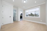 1100 Como Lake Avenue - Central Coquitlam Single Family Residence for Sale, 10 Bedrooms (R3151625)# - 22
