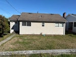 691 Colwyn St. - CR Campbell River Central Single Family Residence for Sale, 3 Bedrooms # - 1