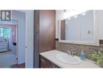 2214 Lynrick Road - Kelowna House for Sale, 5 Bedrooms (10345118) #20