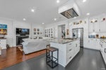 338 W 17th Street - Central Lonsdale Single Family Residence for Sale, 6 Bedrooms (R2984027) #13