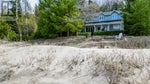 49 LOWER BEACH Road - Kincardine House for sale, 6 Bedrooms (40414651) #1