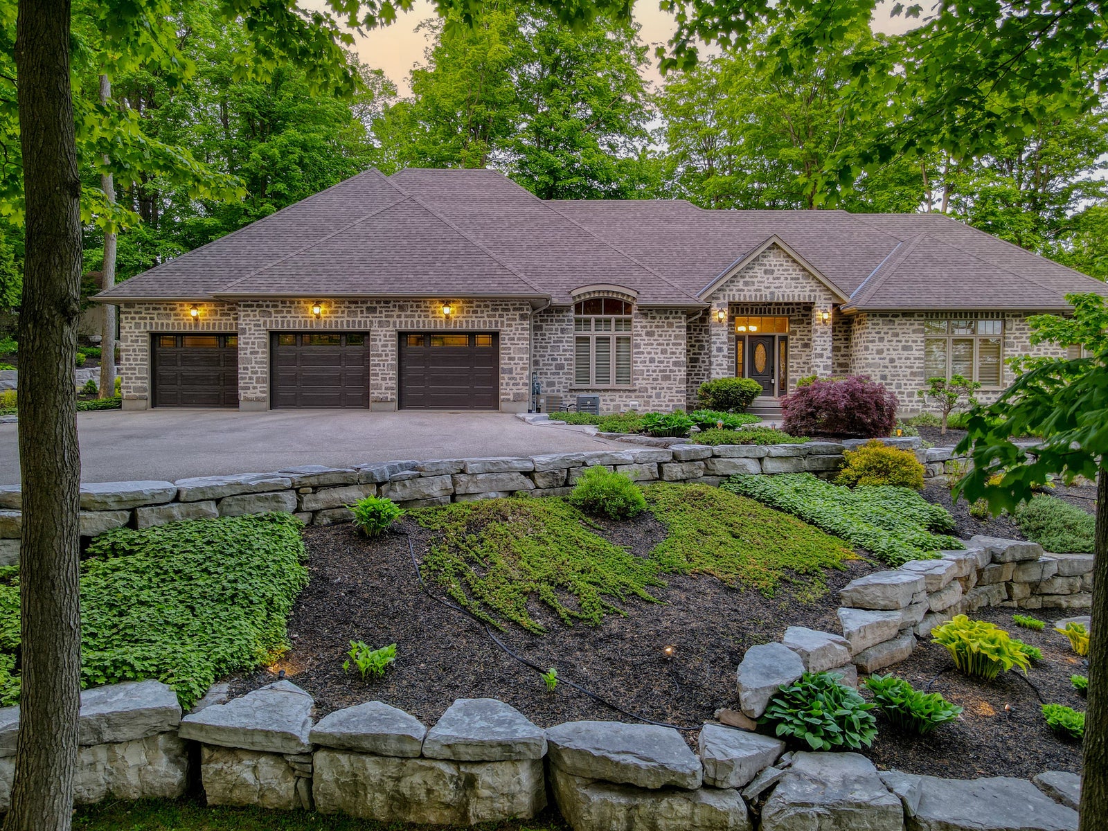 5 Kraftwood Place exterior