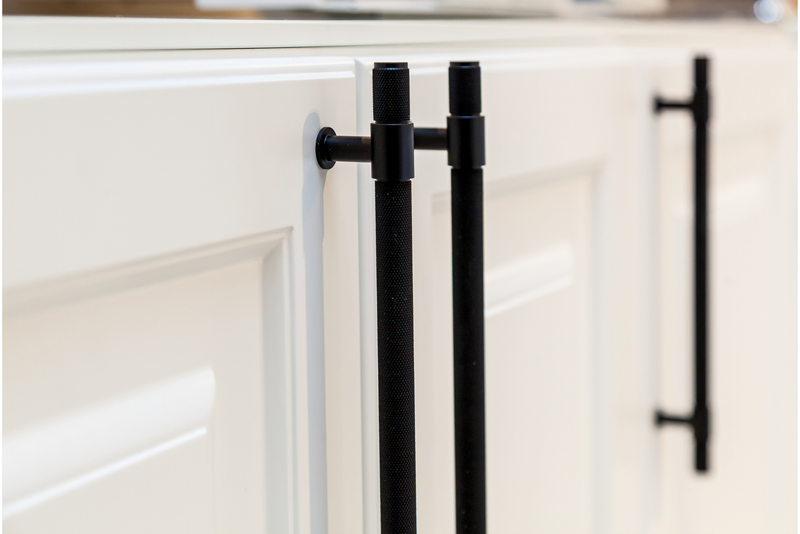 Kitchen cabinet hardware new moder black hardware on white kitchen cupboards