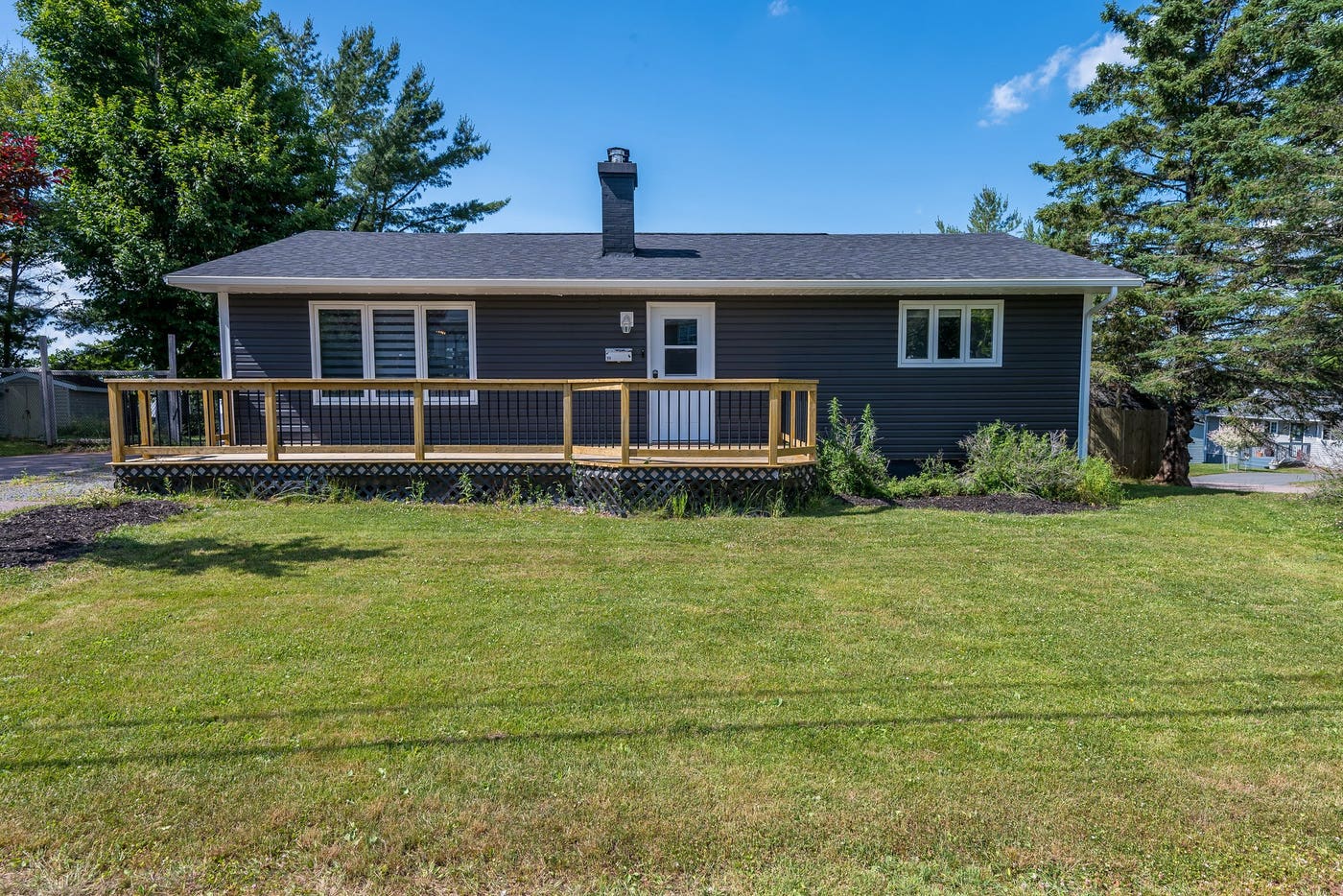 39 Centennial Drive, Truro