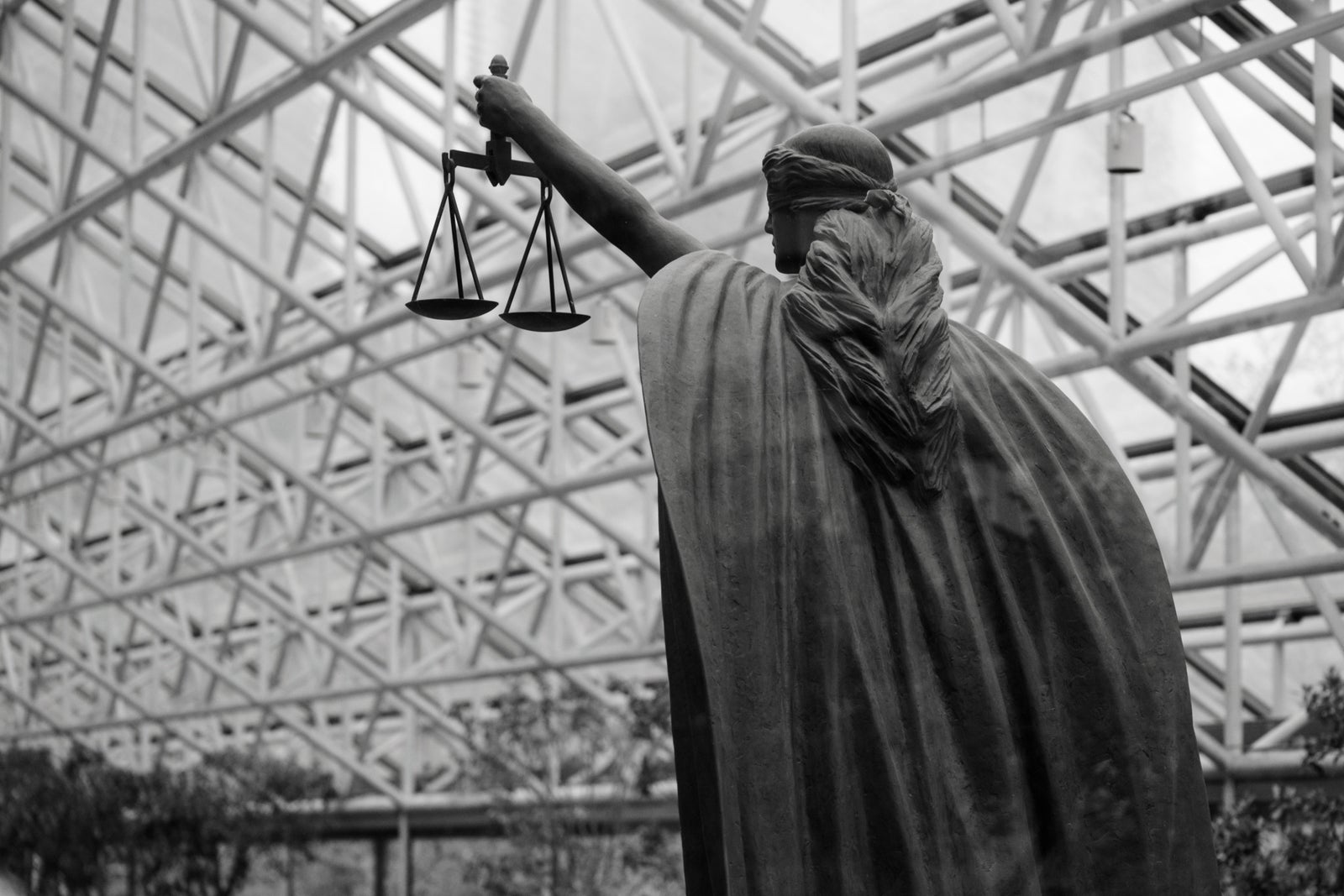 Lady Justice statue in Vancouver courts representing legal changes to the Property Disclosure Statement in BC real estate.