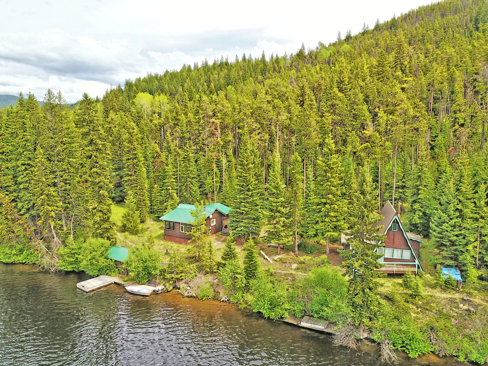 Chain Lake Cabins