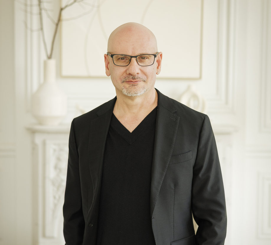 Fanis Makrigiannis Real Estate Agent 