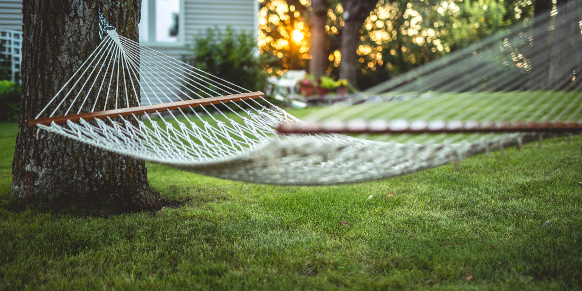Couple reviewing Oshawa mortgage options at kitchen table