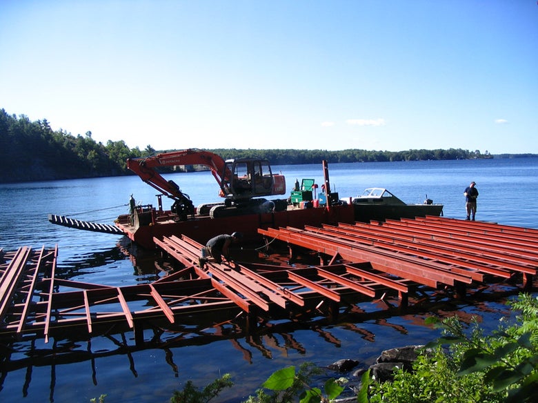 Muskoka steel dock and boathouses construction