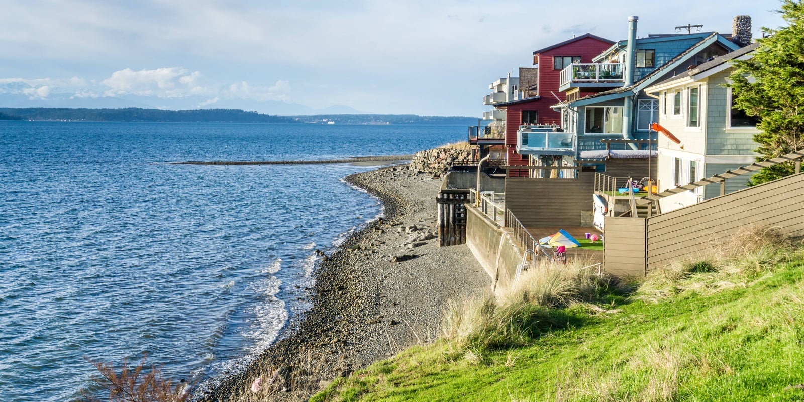 Waterfront homes overlooking the ocean on Vancouver Island