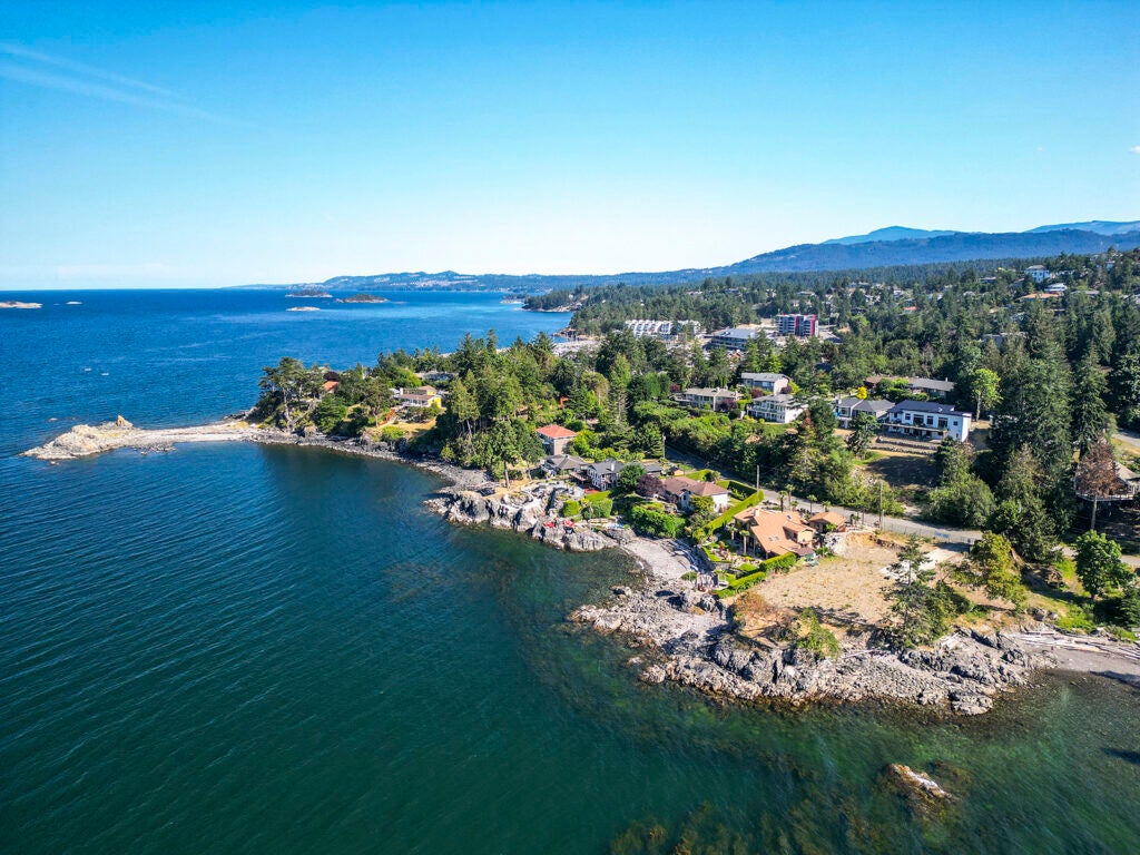 Oceanfront home and shoreline in Nanoose Bay