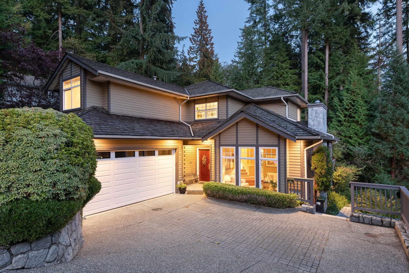 North Vancouver family home surrounded by trees