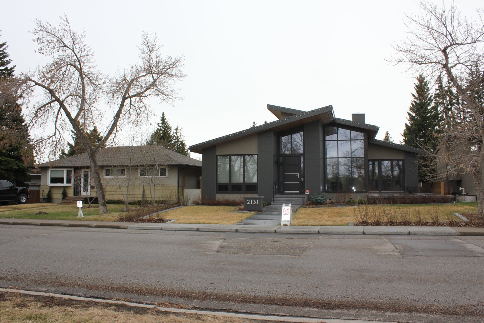 Old and New Homes on Chicoutimi Drive NW