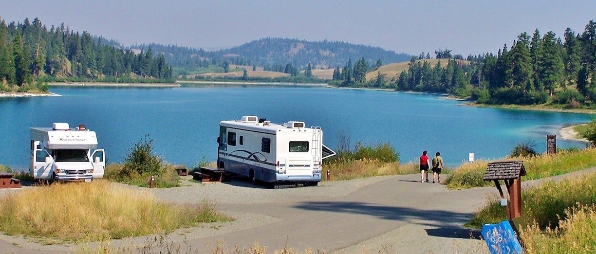 RVing at Kentucky-Alleyne Provincial Park