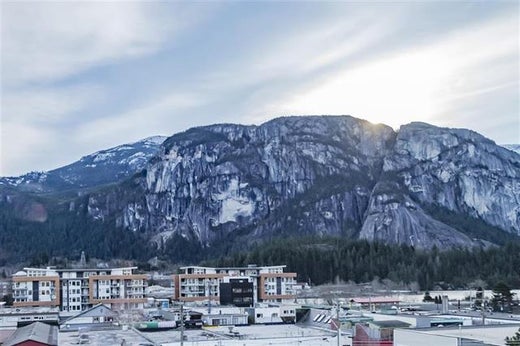 Kevin Lynch selling Squamish